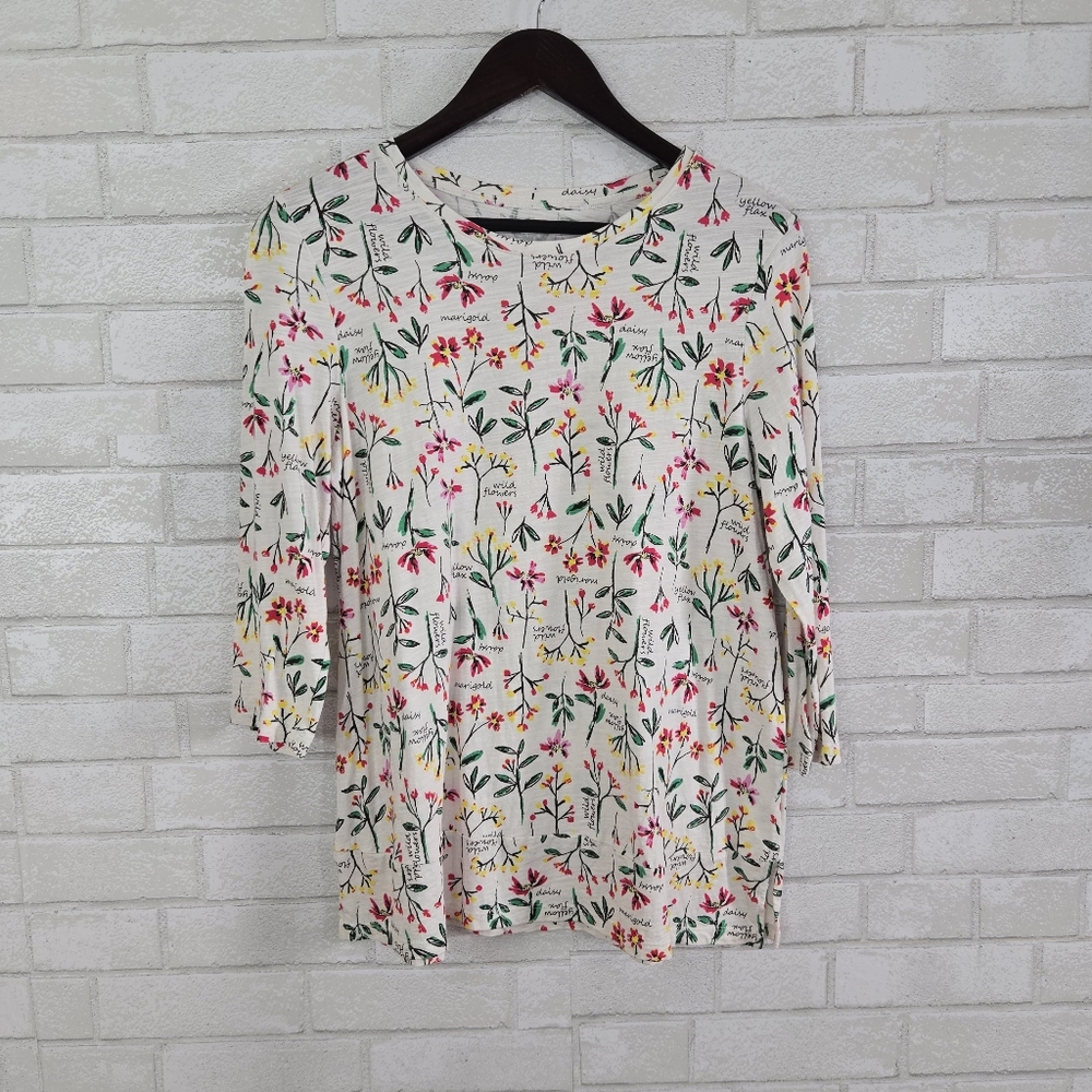 Lands' End white wildflower top